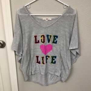 Women’s graphic top